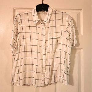 White with Black Lines Cropped Top Size XL